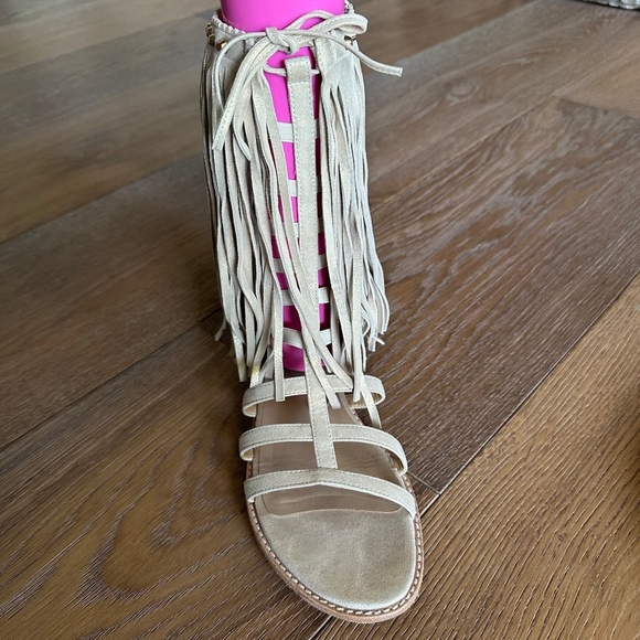 Stuart Weitzman Fringe Benefit Gladiator Sandal in Cipra - Picture 4 of 15